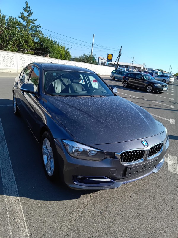 2014 BMW 318D