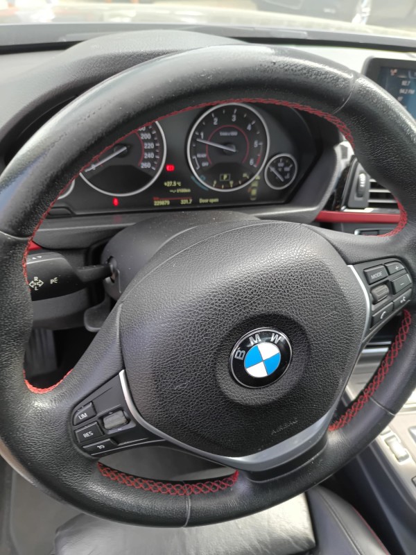 2014 BMW 318D