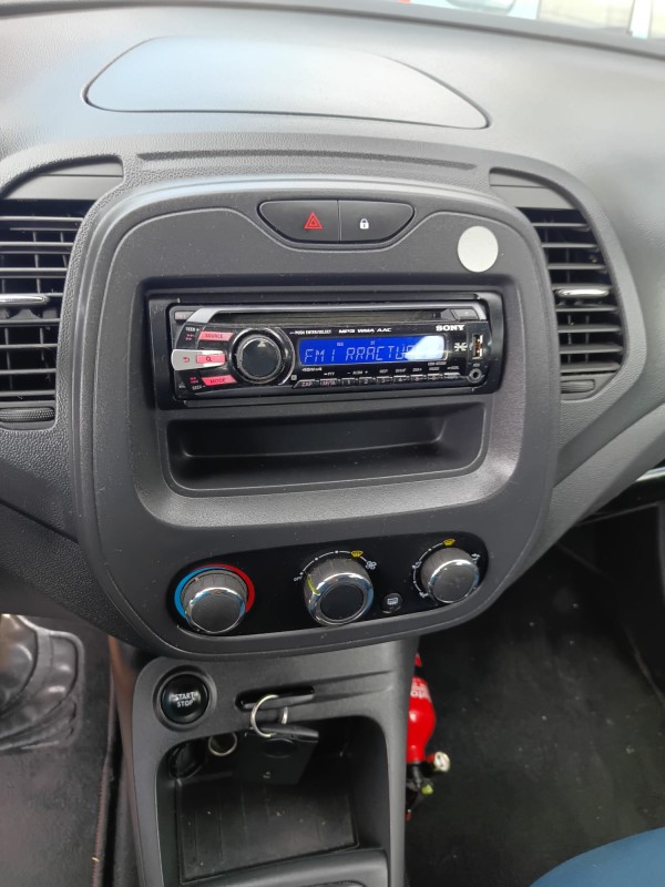 2016 RENAULT  CAPTUR