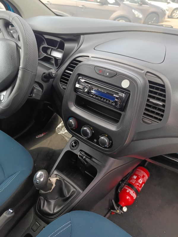 2016 RENAULT  CAPTUR