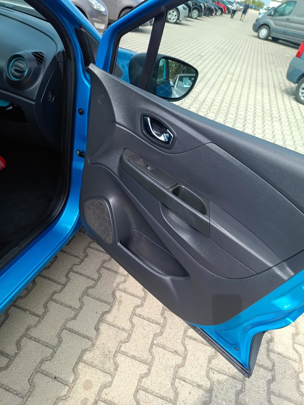 2016 RENAULT  CAPTUR